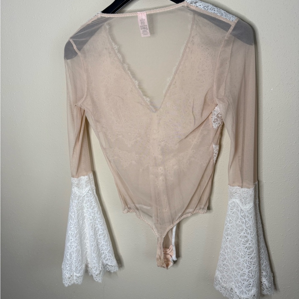 Vintage Victoria’s Secret Lace Mesh Bodysuit Sheer Bell Sleeve Y2K Romantic Top - Picture 3 of 10